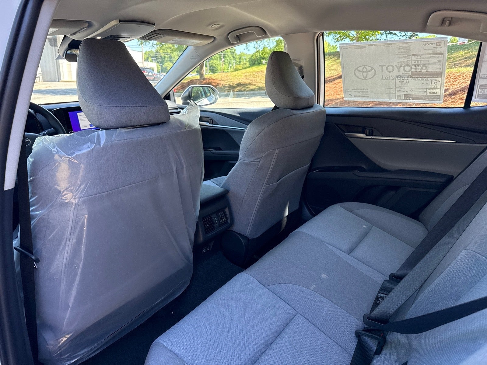 2026 Toyota Camry 4DR CVT HYB LE