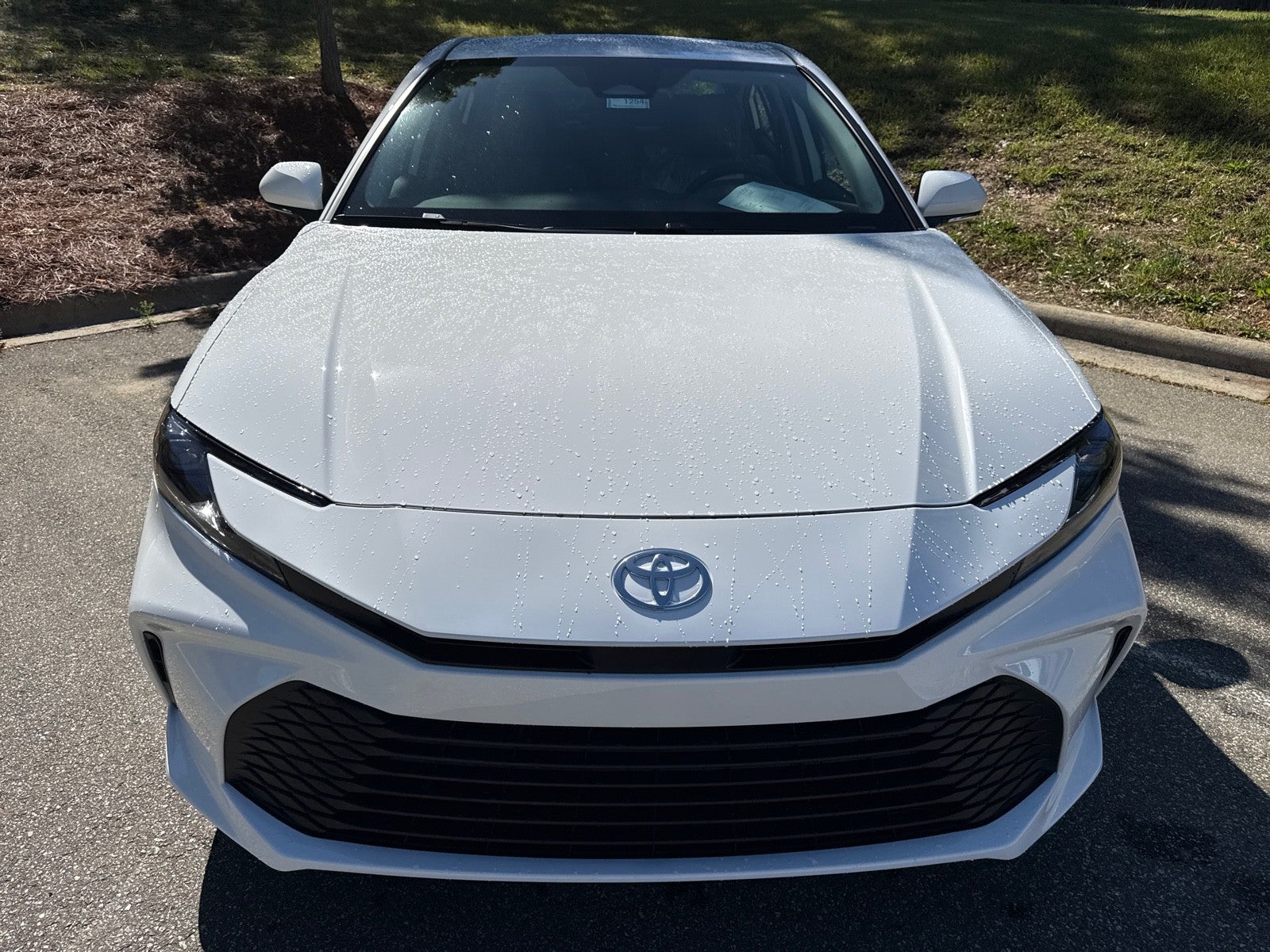 2026 Toyota Camry 4DR CVT HYB LE
