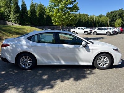 2026 Toyota Camry 4DR CVT HYB LE
