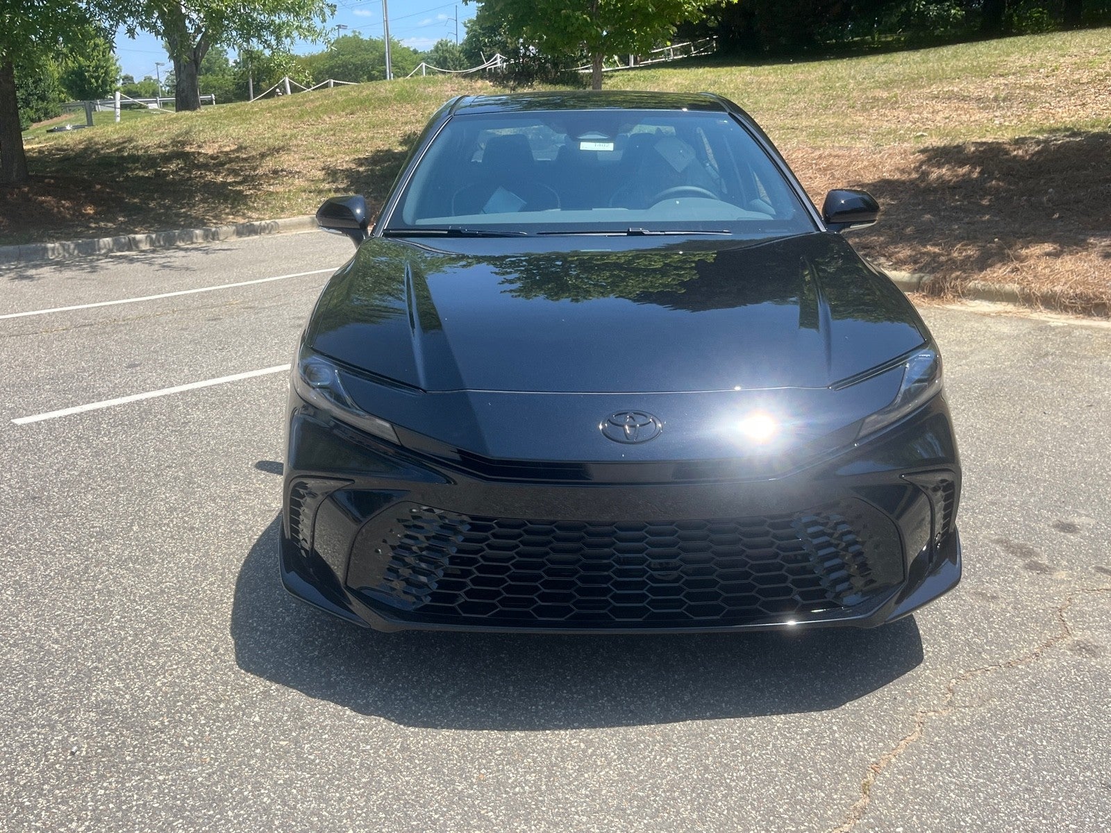 2026 Toyota Camry 4DR CVT HYB NIGHTSHA