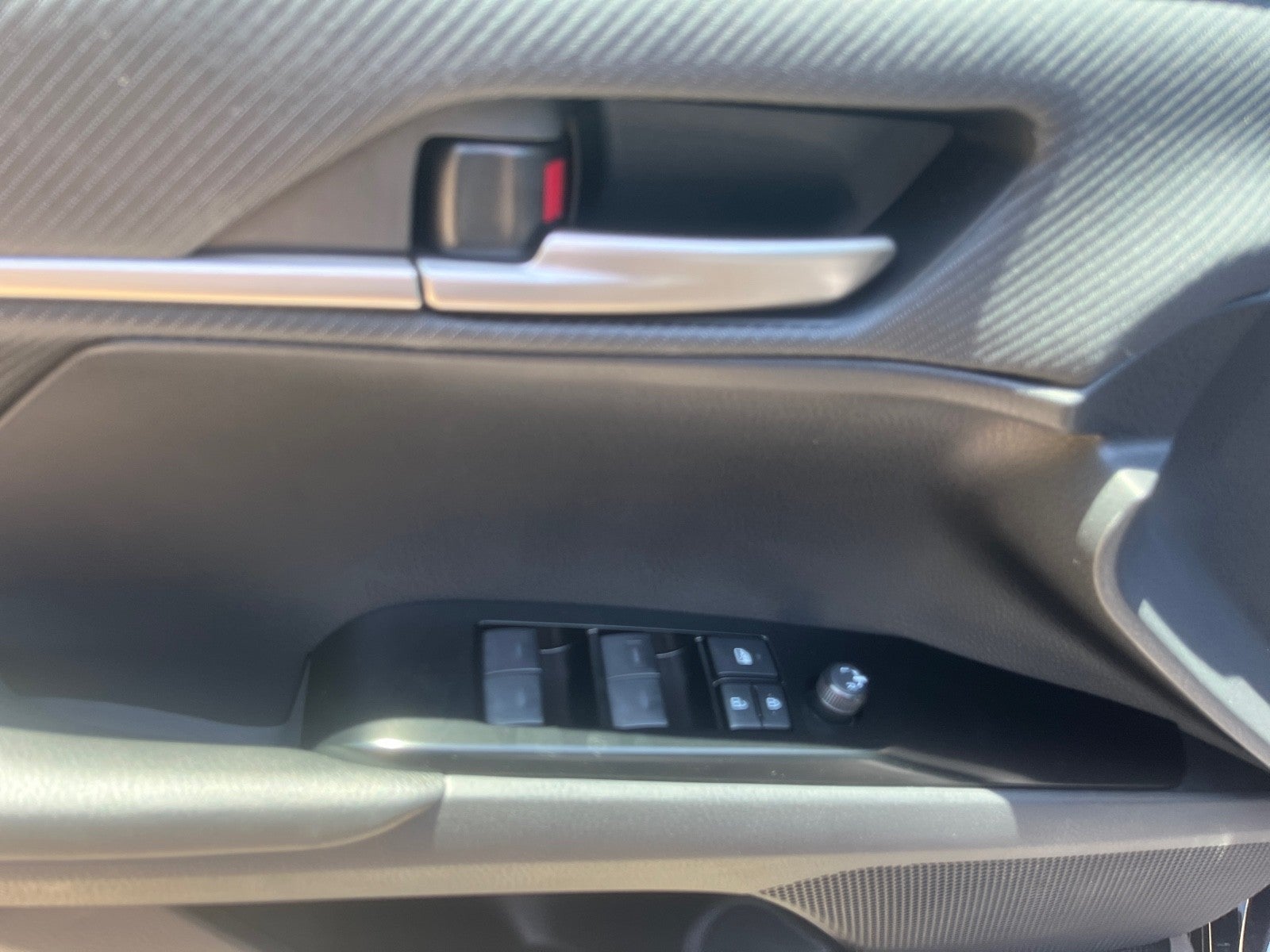 2026 Toyota Camry 4DR CVT HYB NIGHTSHA