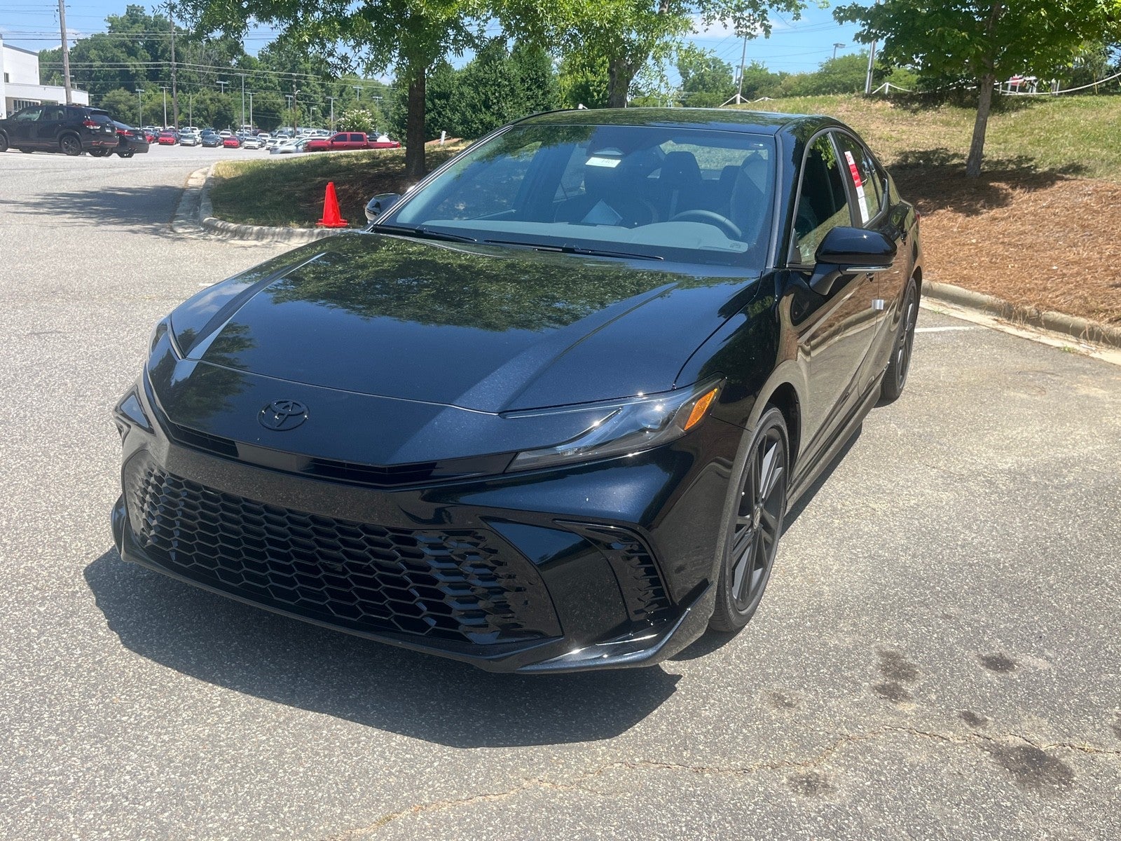 2026 Toyota Camry 4DR CVT HYB NIGHTSHA
