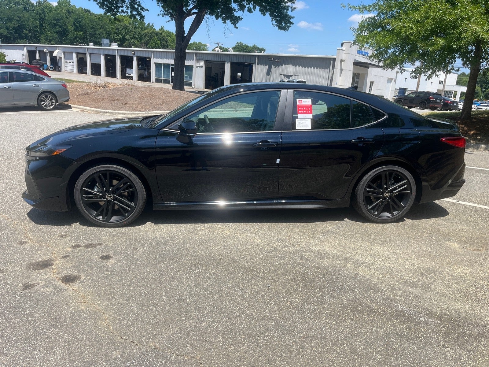 2026 Toyota Camry 4DR CVT HYB NIGHTSHA