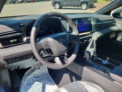2026 Toyota Camry 4DR CVT HYB SE