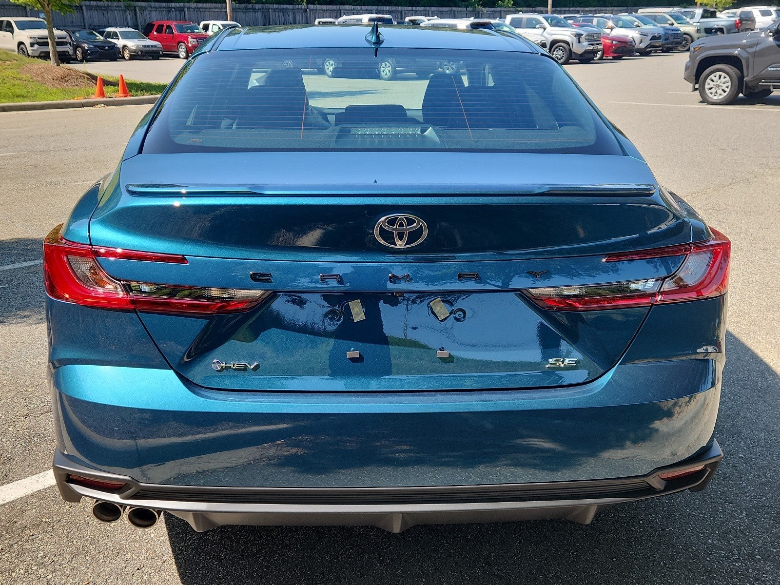 2026 Toyota Camry 4DR CVT HYB SE