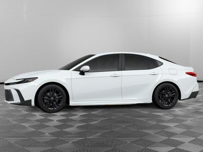 2026 Toyota Camry Hybrid SE