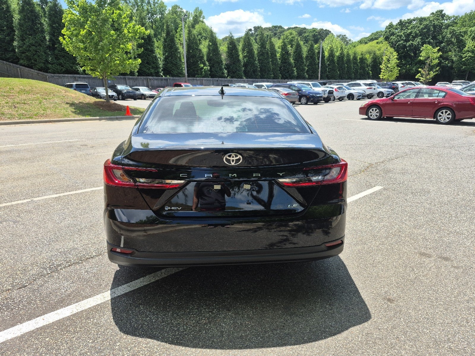 2026 Toyota Camry 4DR CVT HYB LE