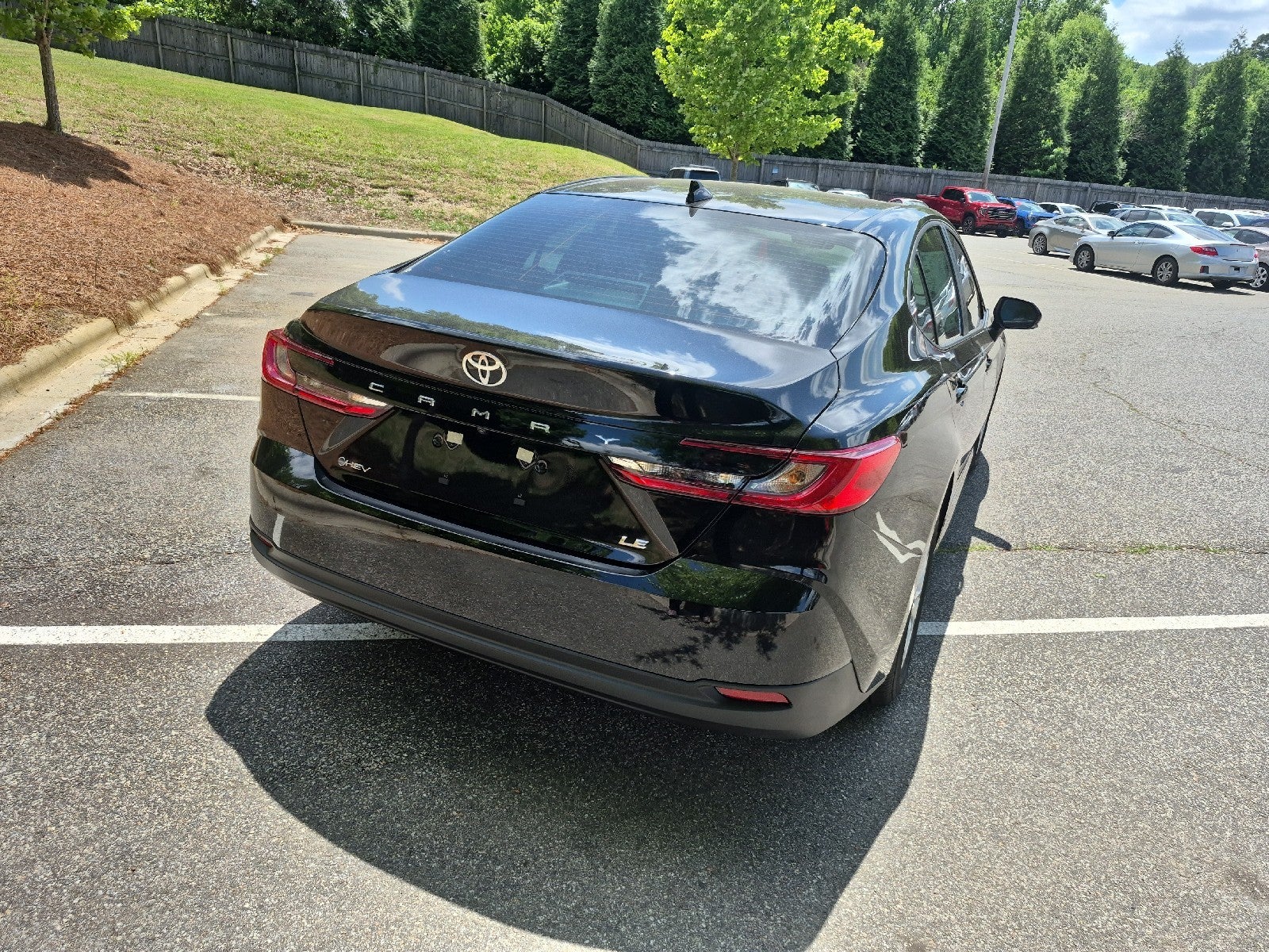 2026 Toyota Camry 4DR CVT HYB LE