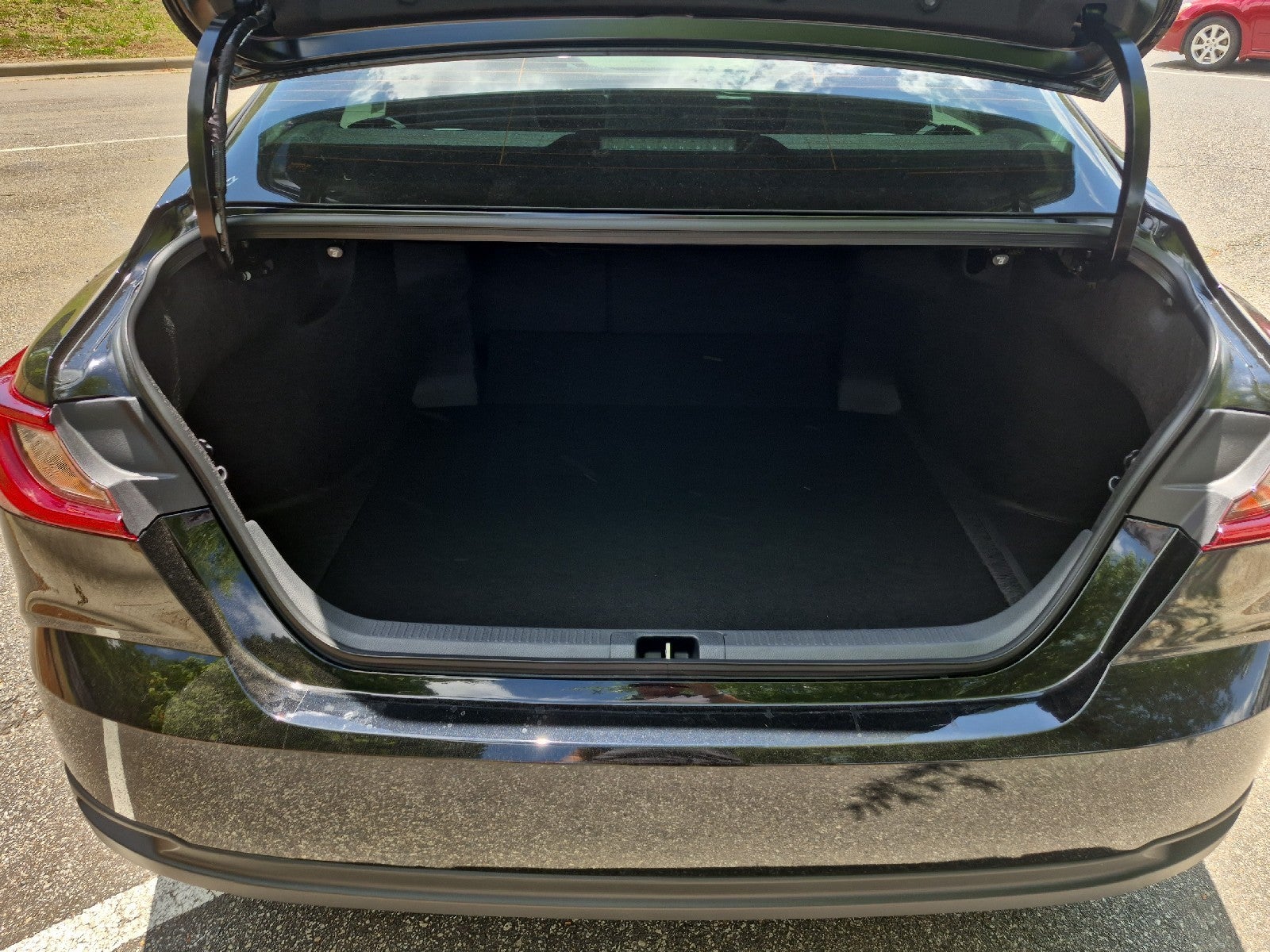 2026 Toyota Camry 4DR CVT HYB LE