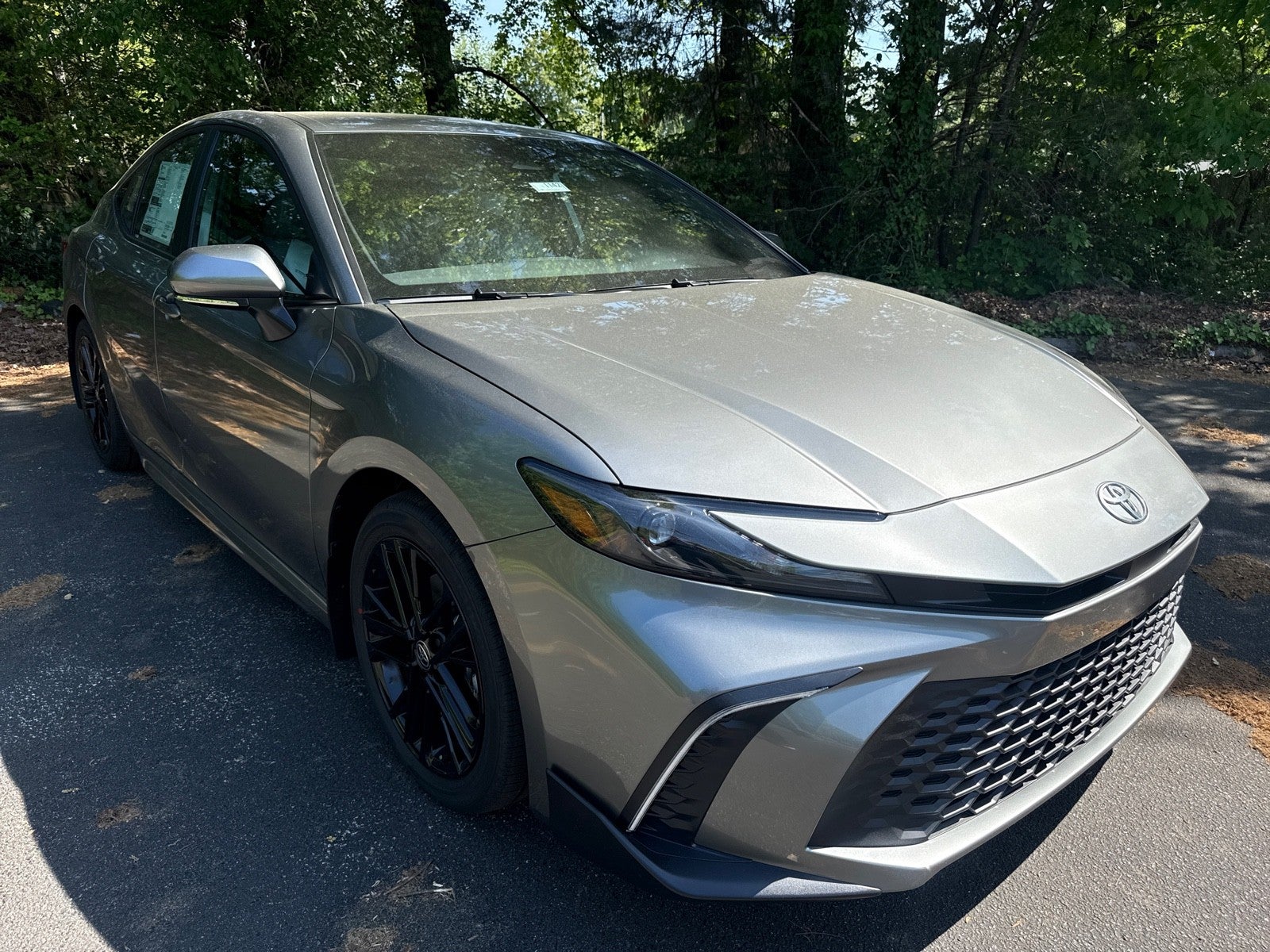 2026 Toyota Camry 4DR CVT HYB SE