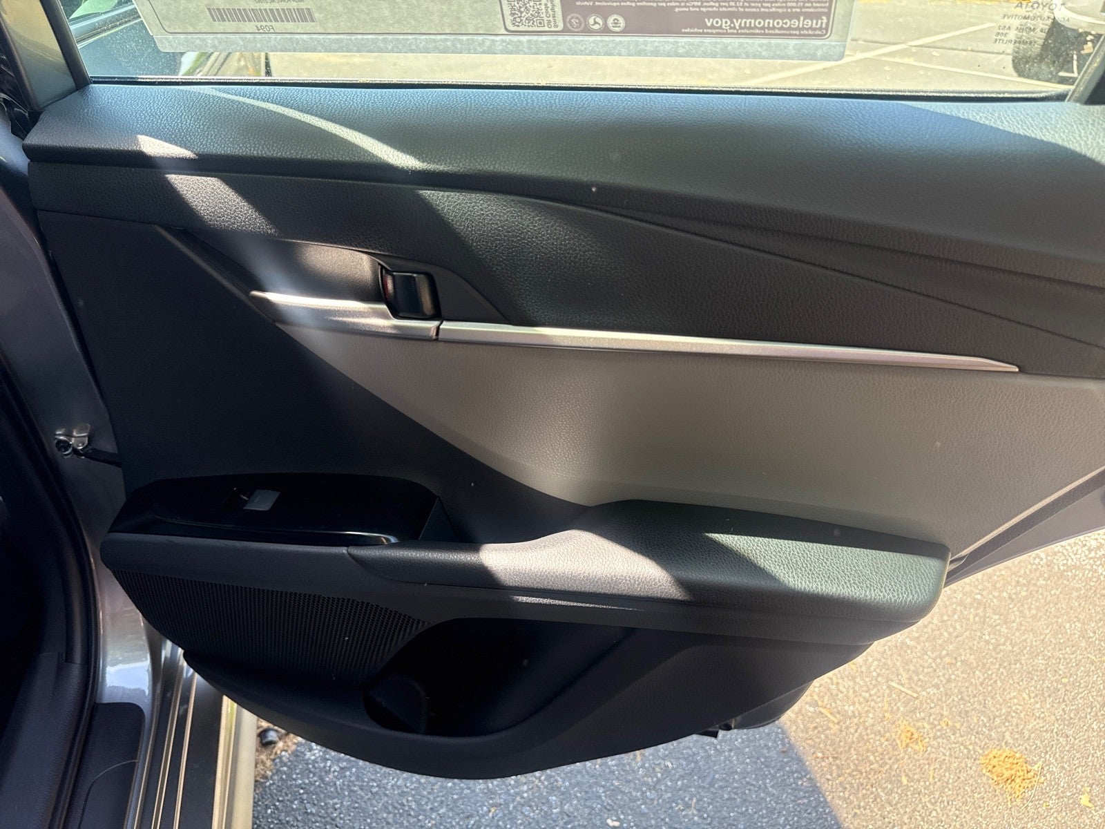 2026 Toyota Camry 4DR CVT HYB SE