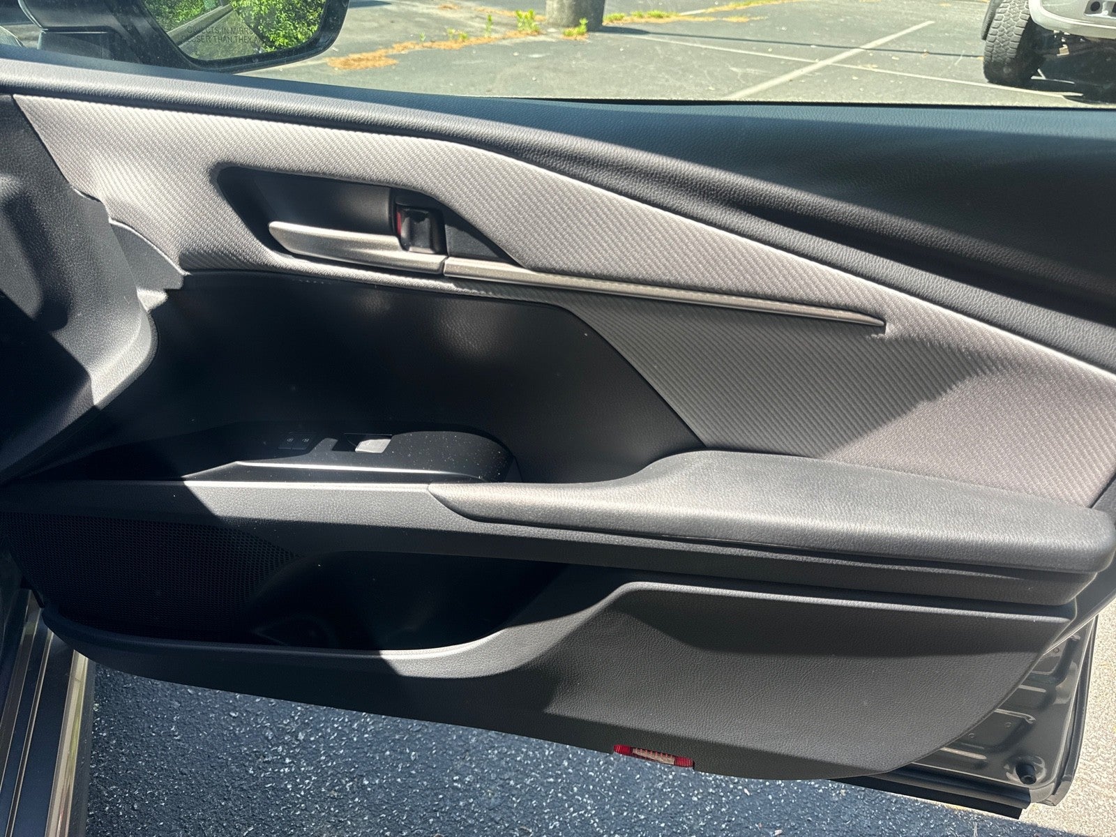 2026 Toyota Camry 4DR CVT HYB SE