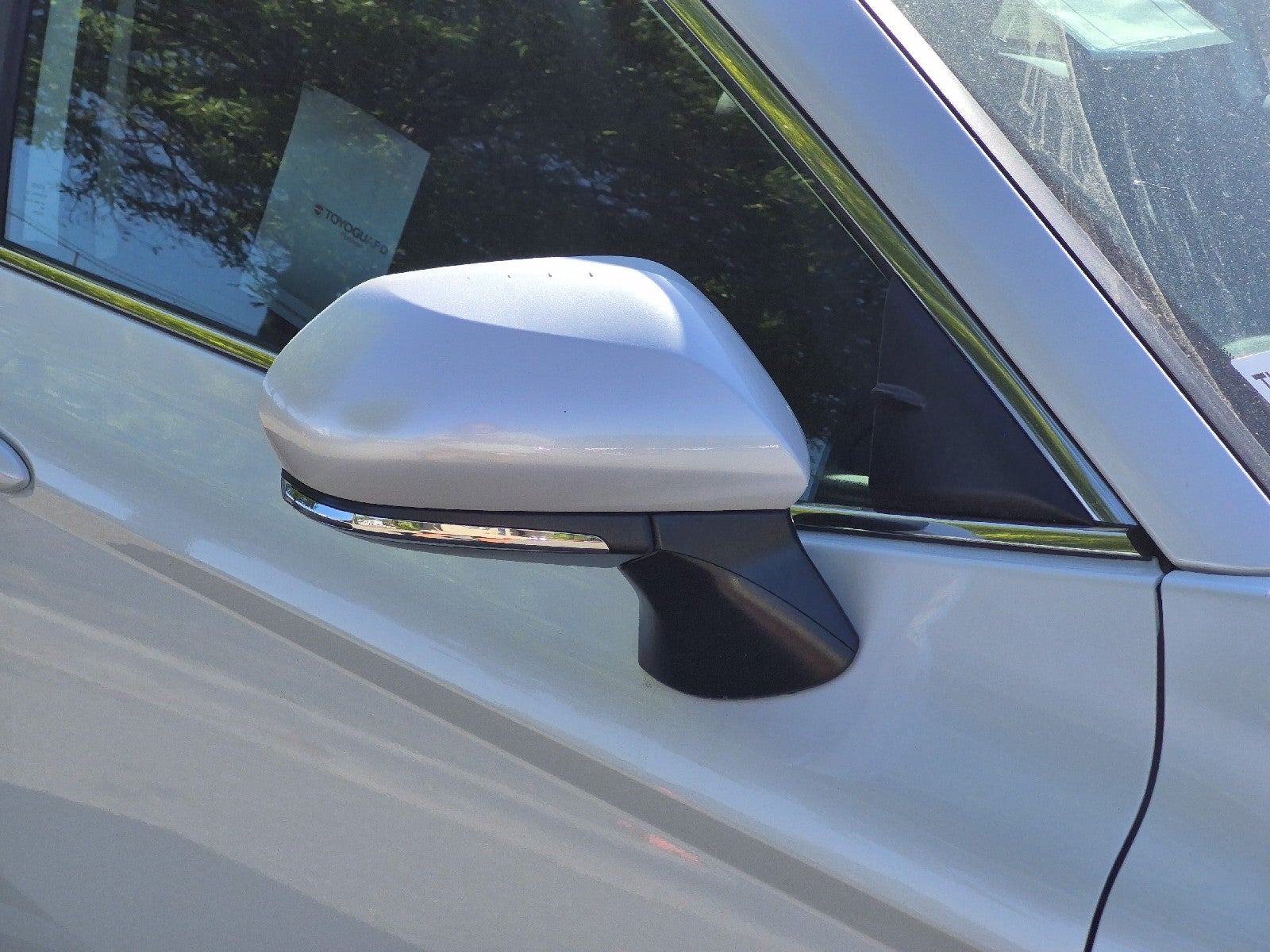 2026 Toyota Camry 4DR CVT HYB XLE