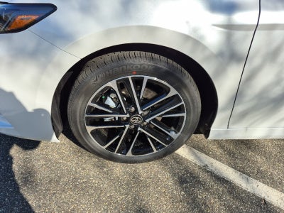 2026 Toyota Camry 4DR CVT HYB XLE