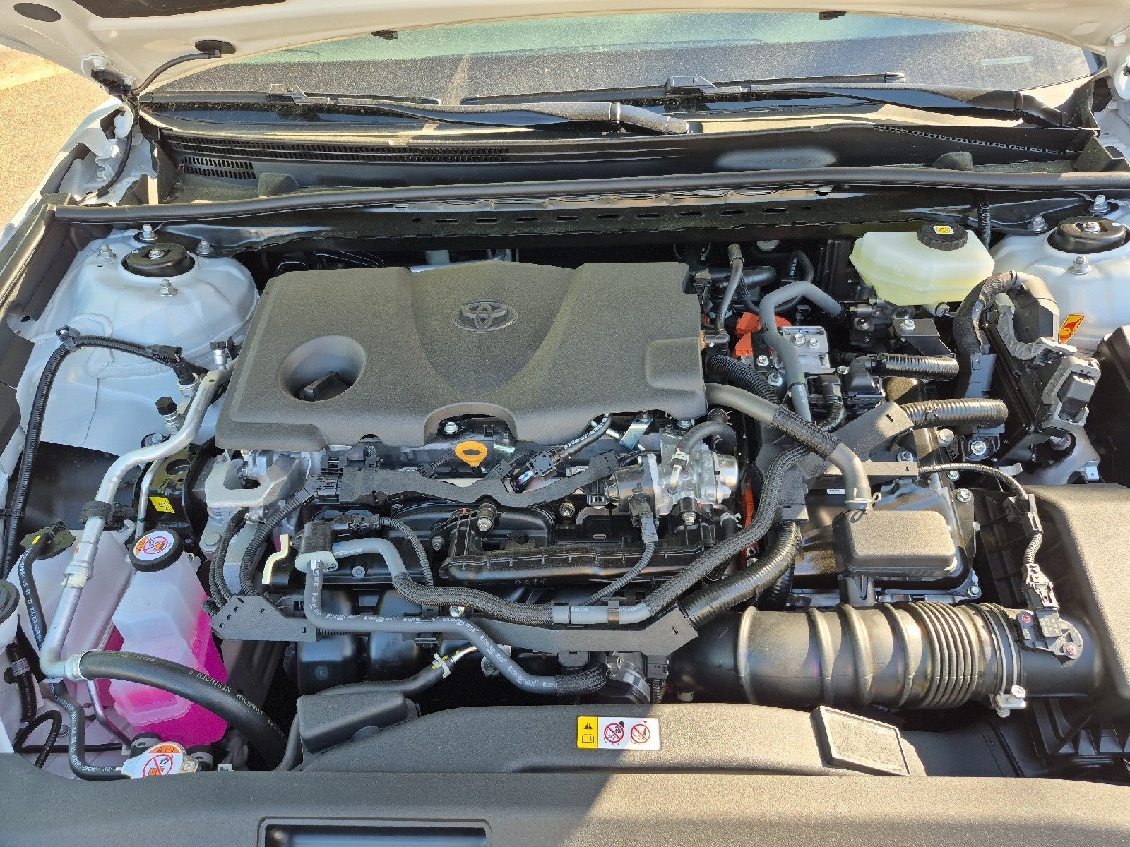 2026 Toyota Camry 4DR CVT HYB XLE