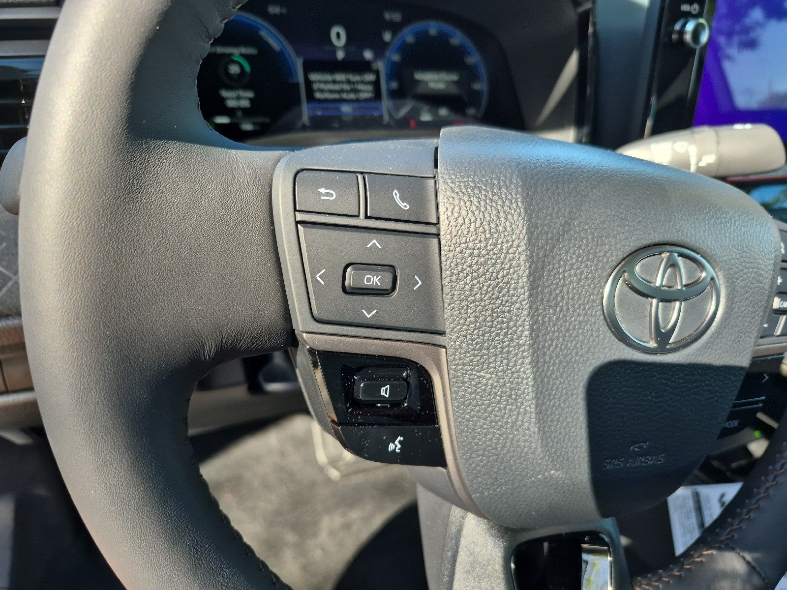 2026 Toyota Camry 4DR CVT HYB XLE