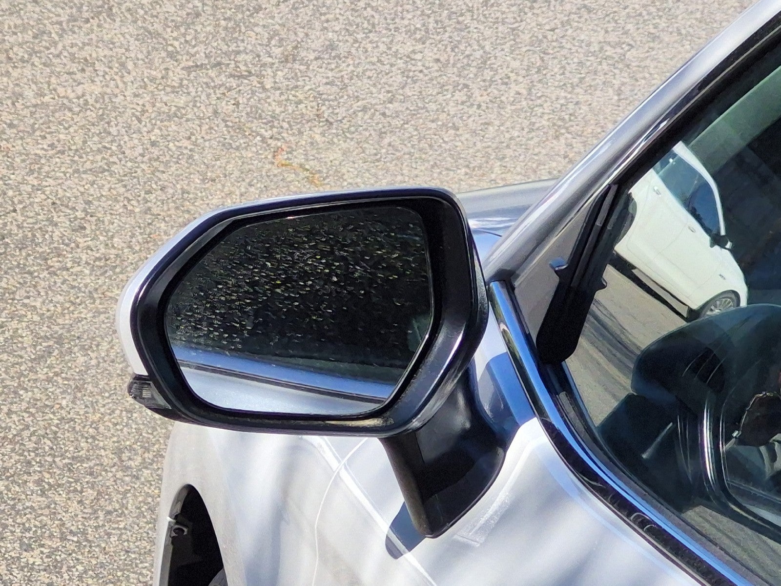 2026 Toyota Camry 4DR CVT HYB XLE