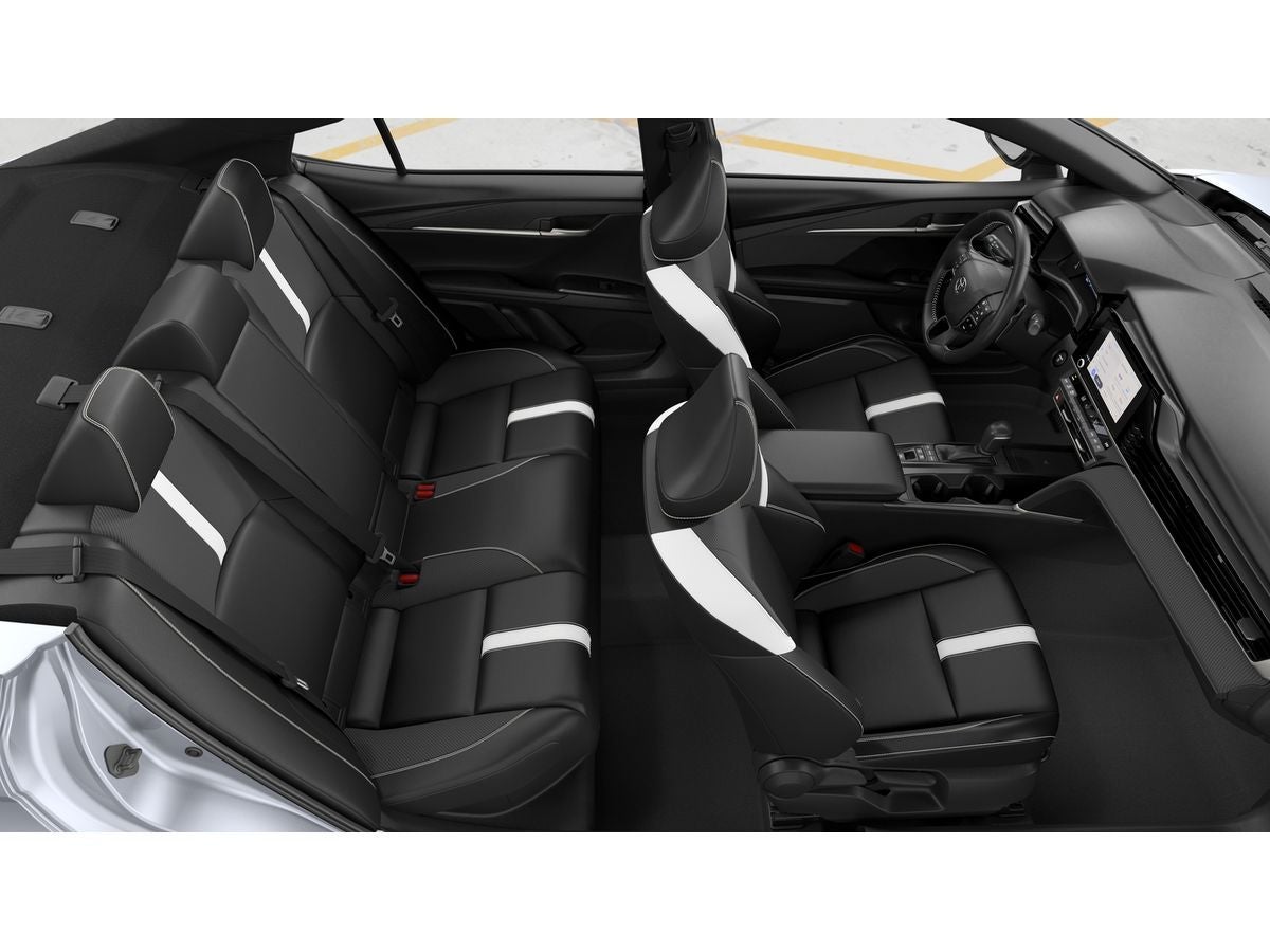 2026 Toyota Camry Hybrid SE