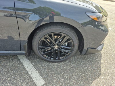 2026 Toyota Camry 4DR CVT HYB SE