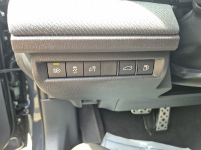 2026 Toyota Camry 4DR CVT HYB SE