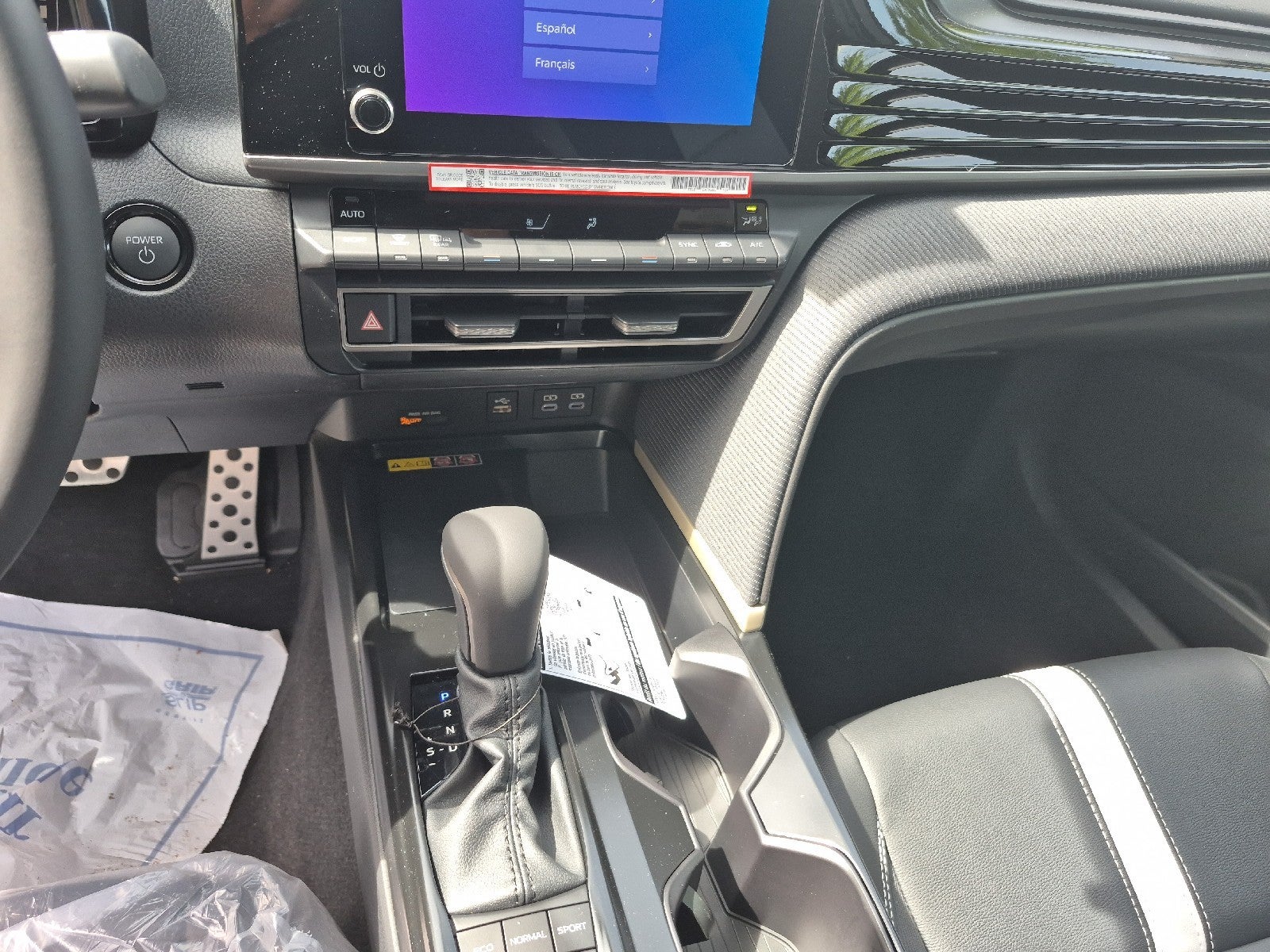 2026 Toyota Camry 4DR CVT HYB SE