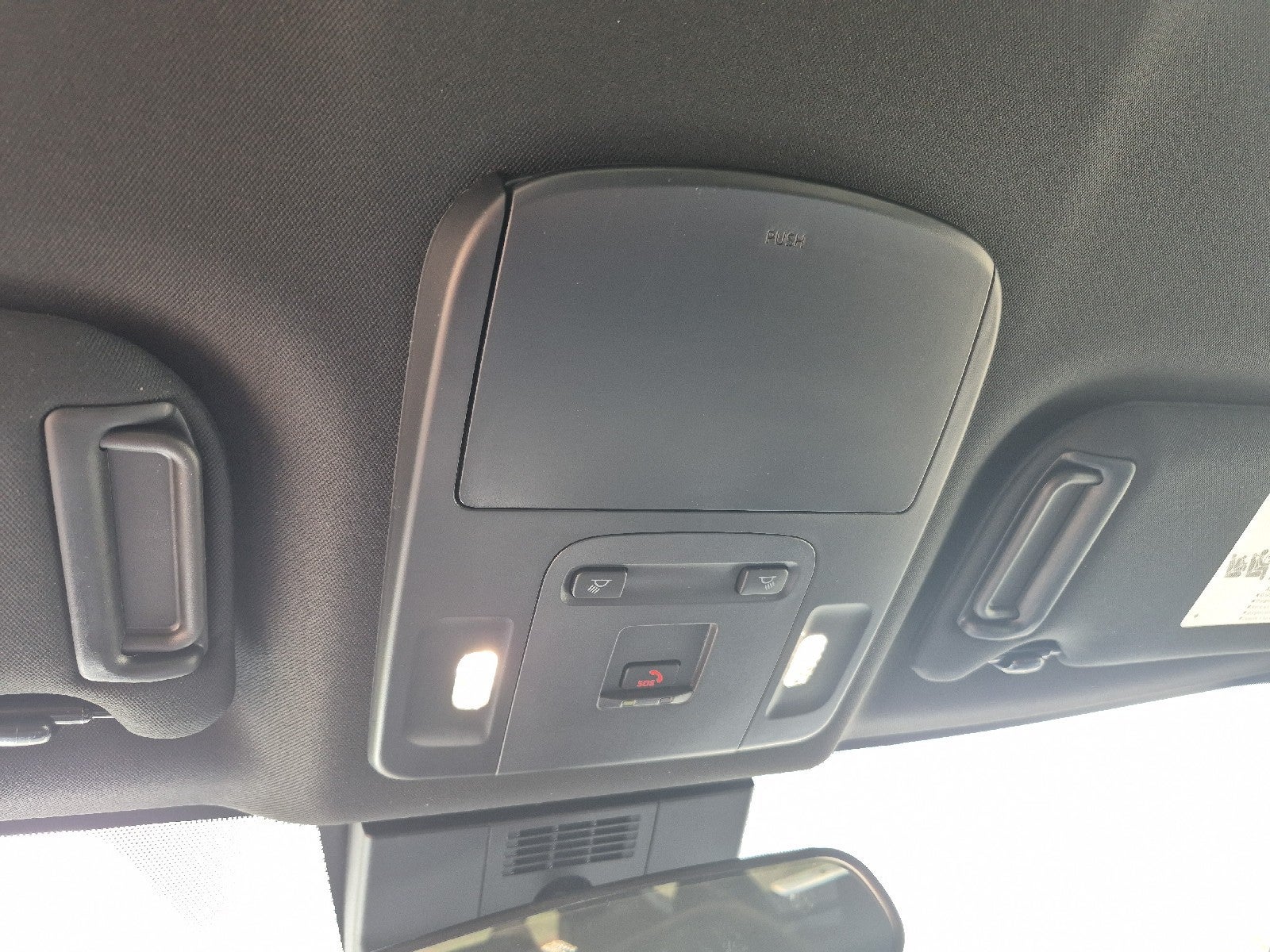 2026 Toyota Camry 4DR CVT HYB SE