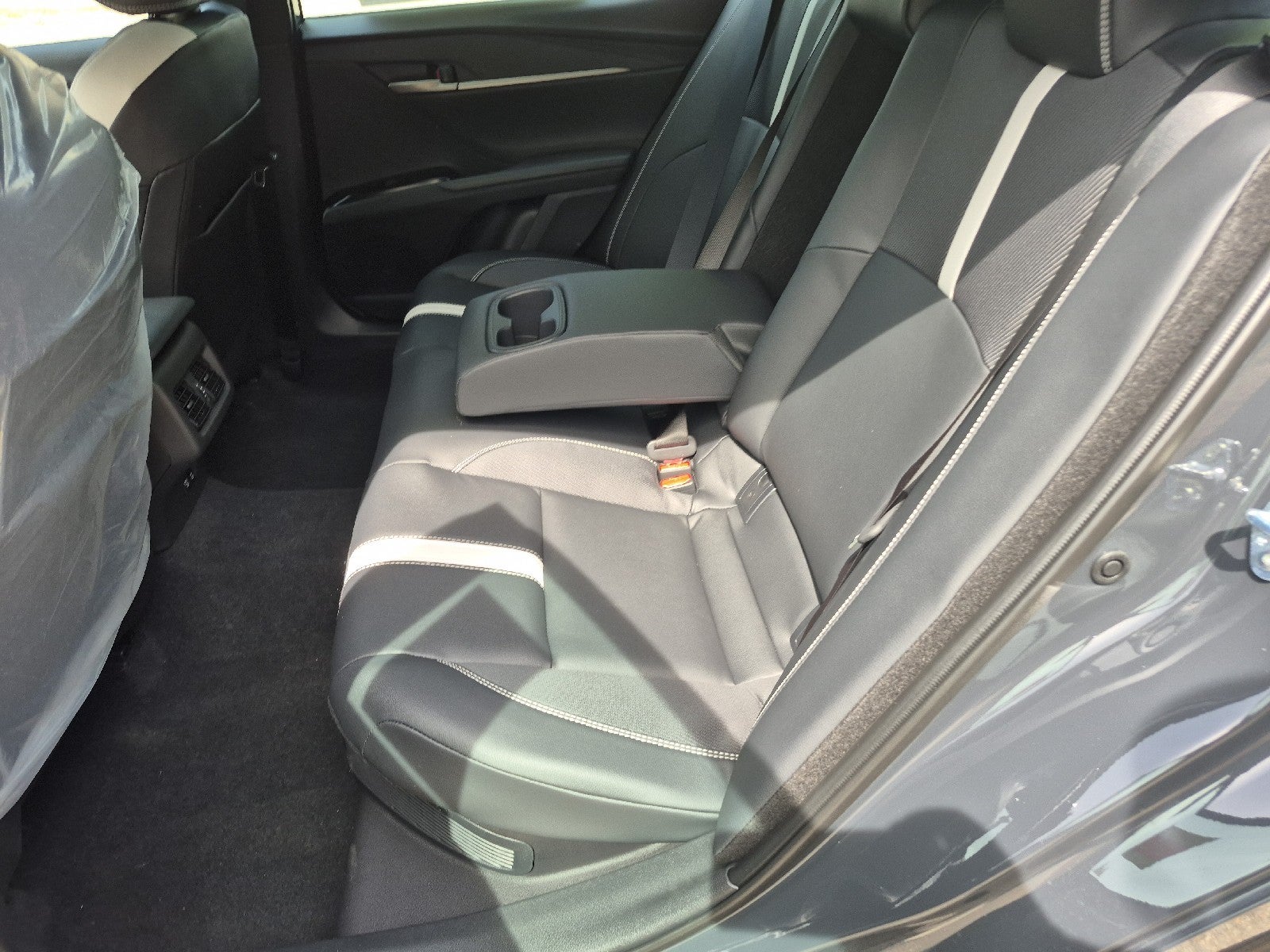 2026 Toyota Camry 4DR CVT HYB SE