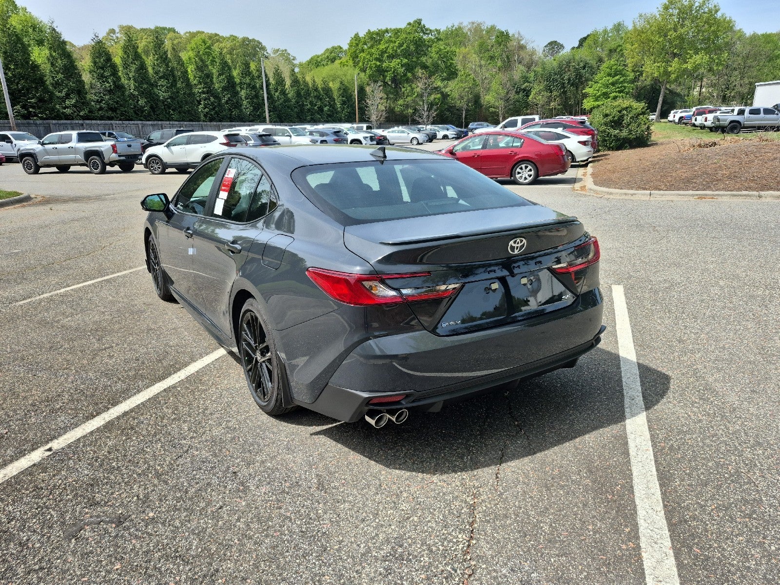 2026 Toyota Camry 4DR CVT HYB SE