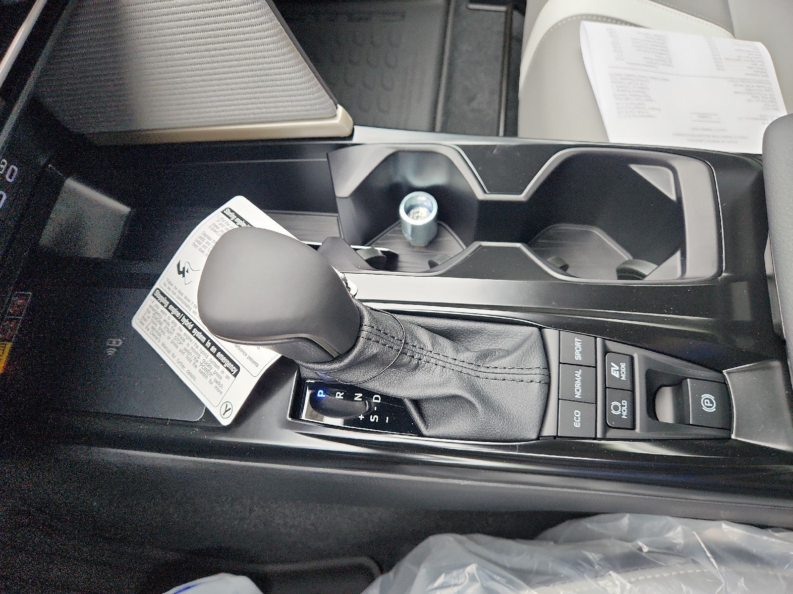 2026 Toyota Camry 4DR CVT HYB SE