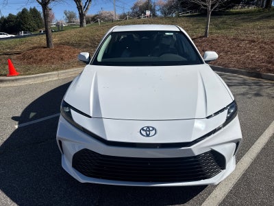 2026 Toyota Camry 4DR CVT HYB LE