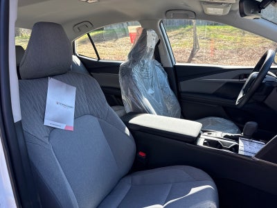 2026 Toyota Camry 4DR CVT HYB LE