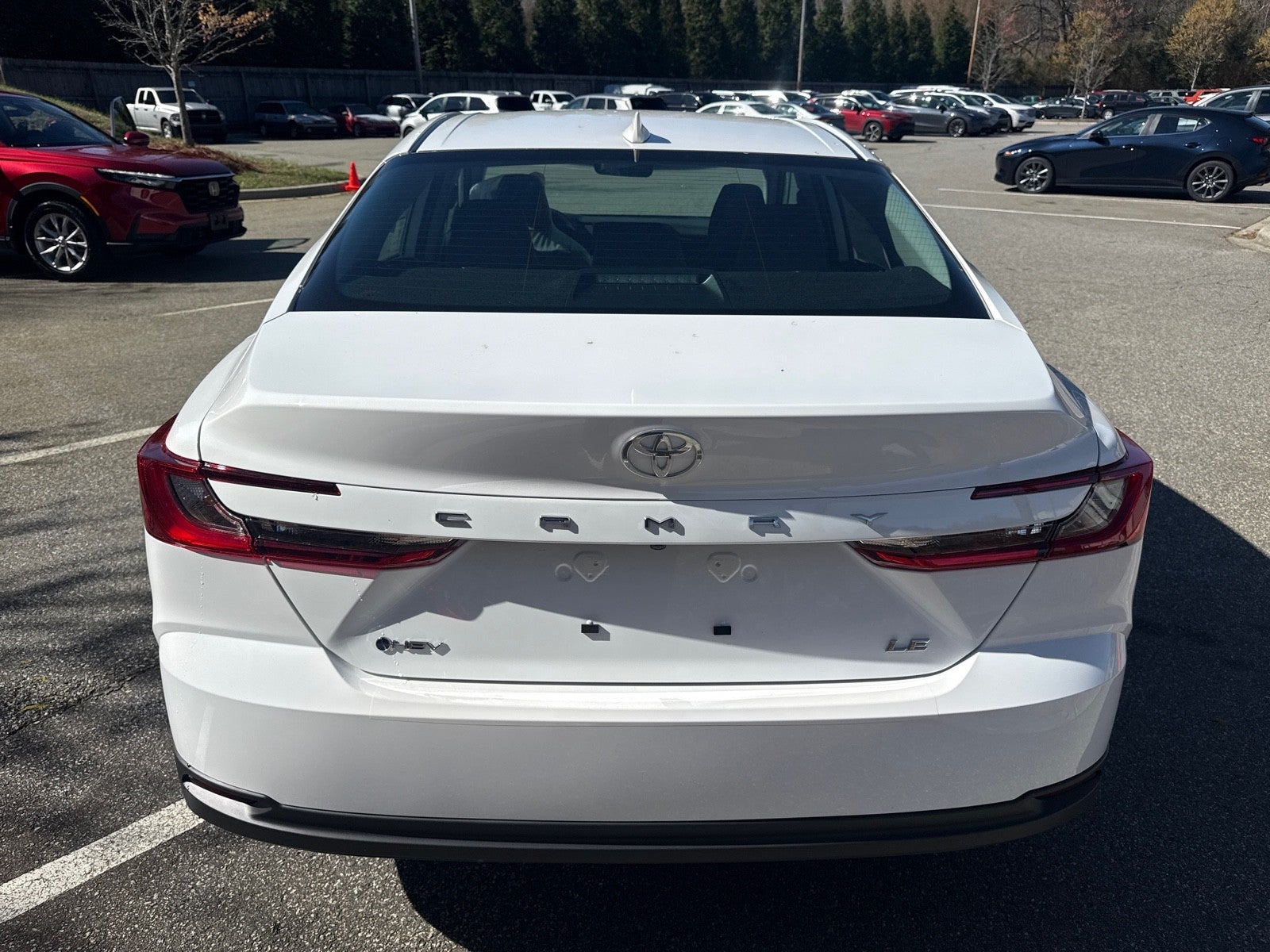 2026 Toyota Camry 4DR CVT HYB LE