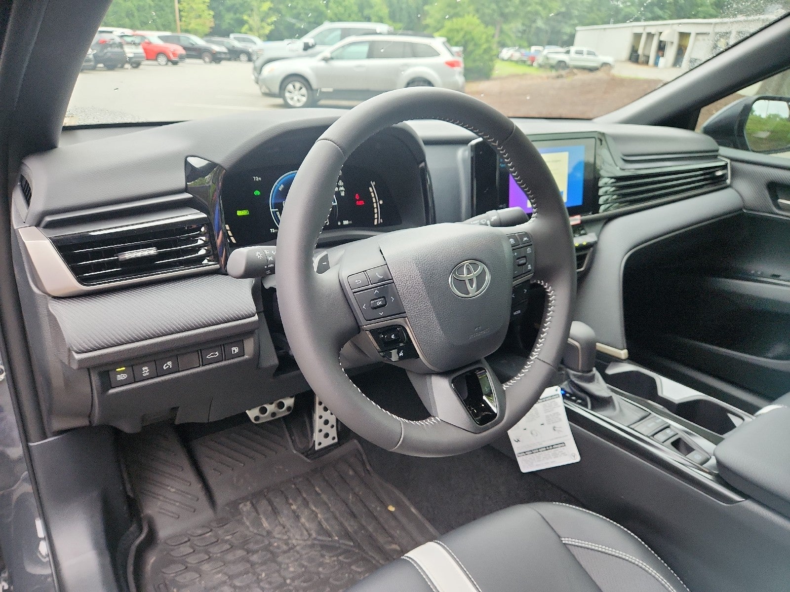 2026 Toyota Camry 4DR CVT HYB SE