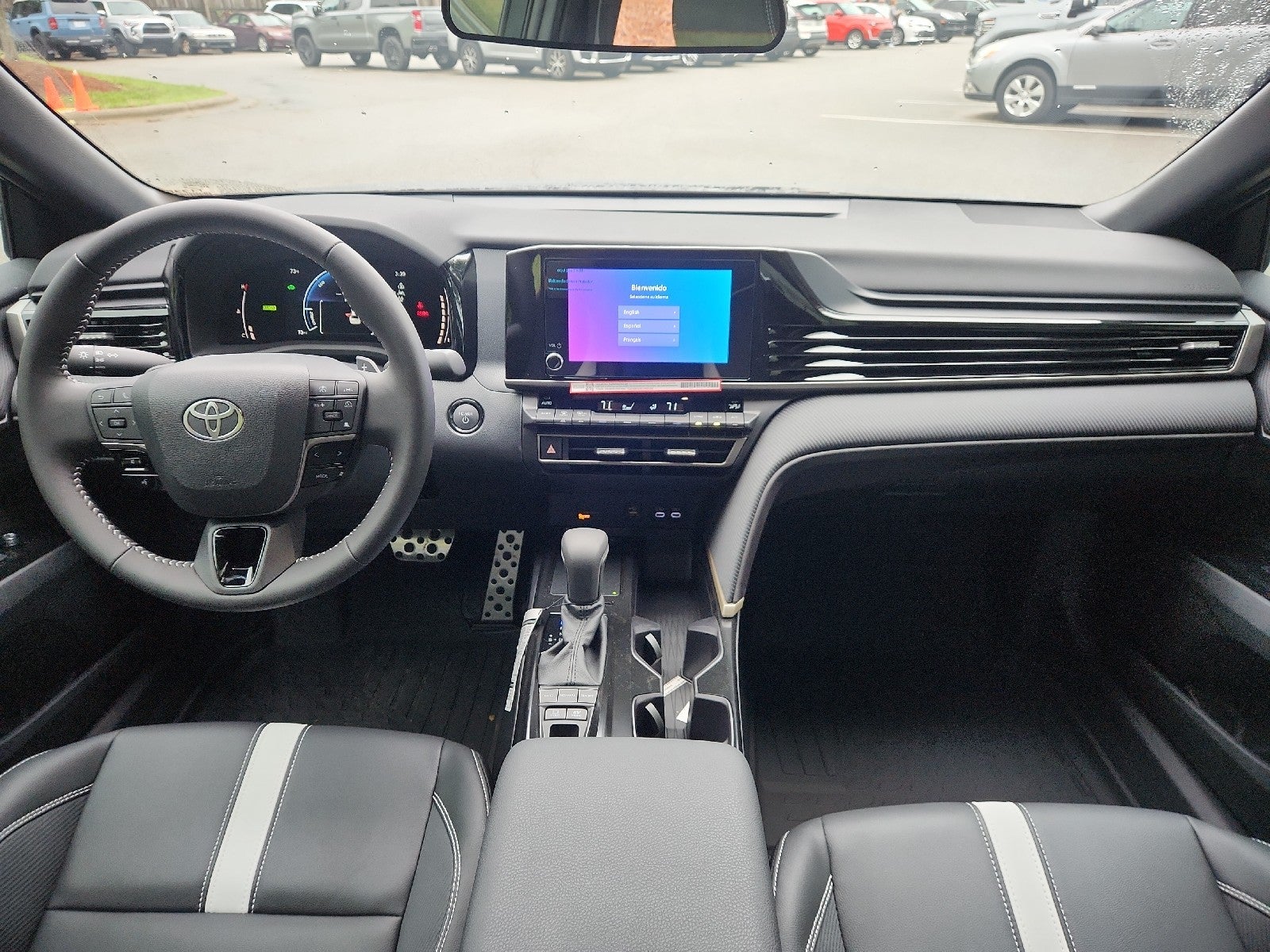2026 Toyota Camry 4DR CVT HYB SE