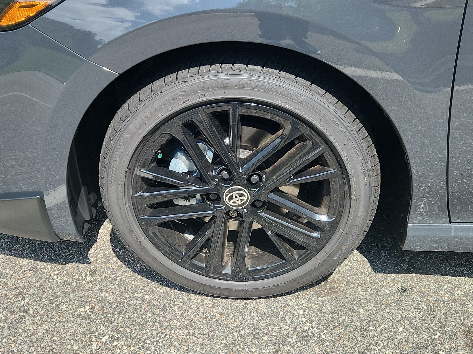 2026 Toyota Camry 4DR CVT HYB SE