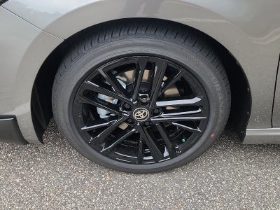 2026 Toyota Camry 4DR CVT HYB SE
