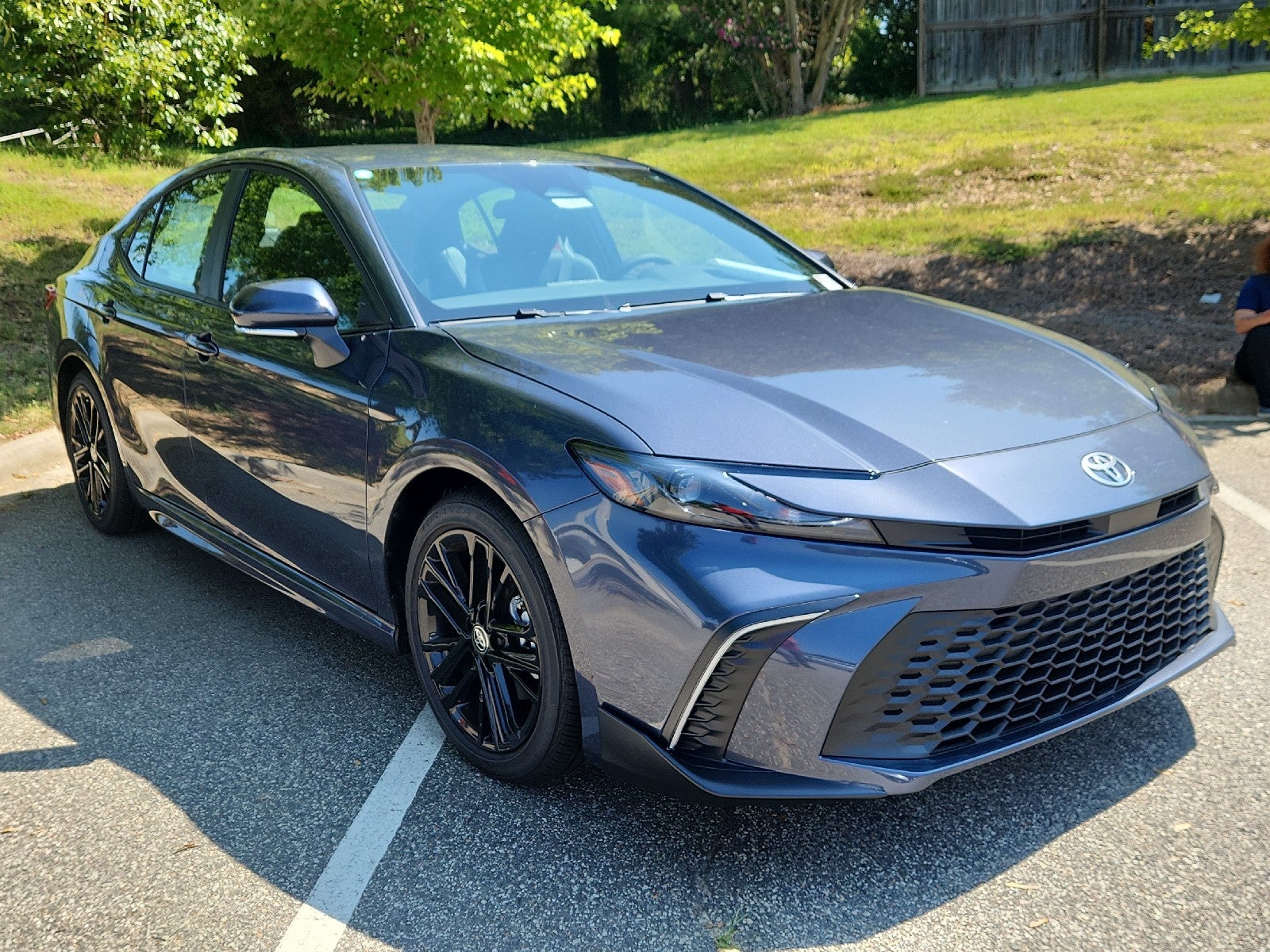 2026 Toyota Camry 4DR CVT HYB SE