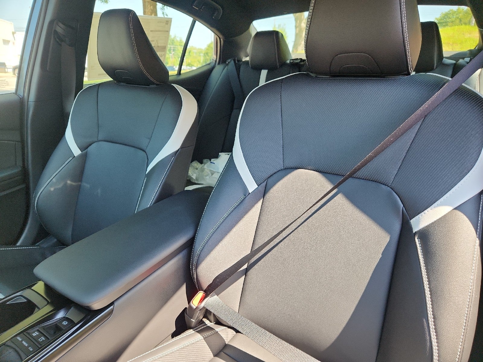 2026 Toyota Camry 4DR CVT HYB SE