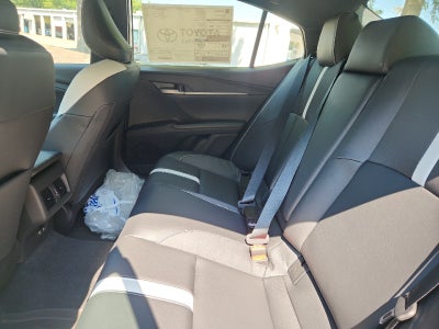 2026 Toyota Camry 4DR CVT HYB SE