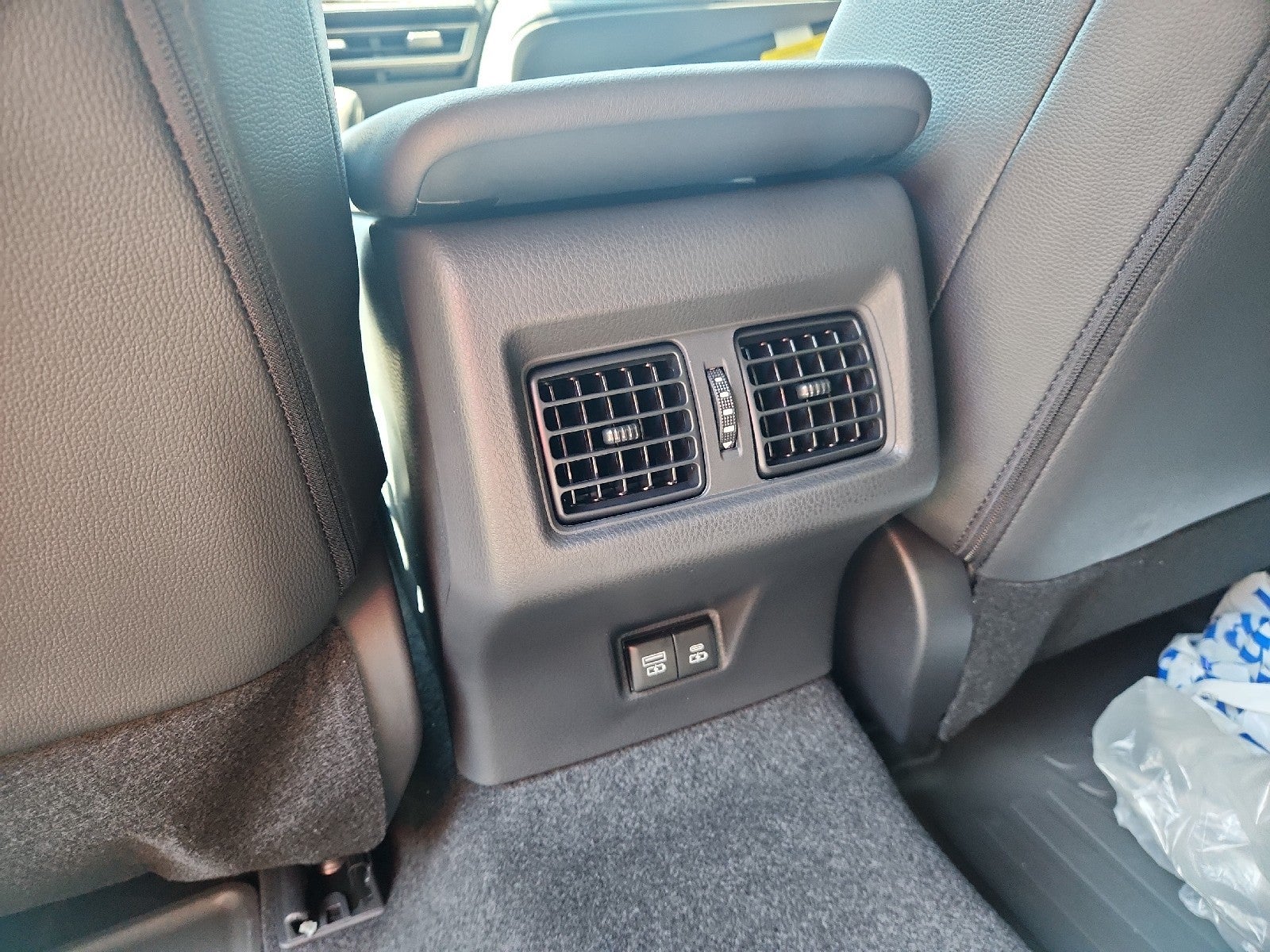 2026 Toyota Camry 4DR CVT HYB SE