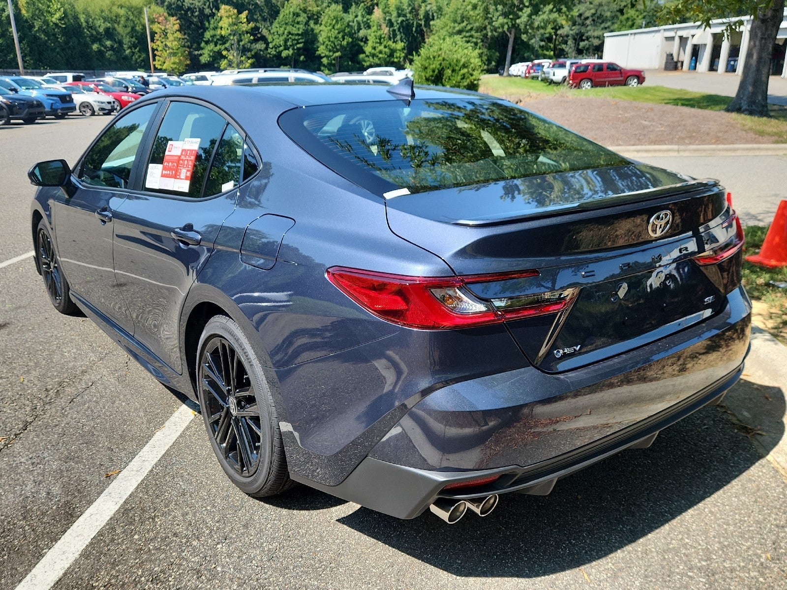 2026 Toyota Camry 4DR CVT HYB SE