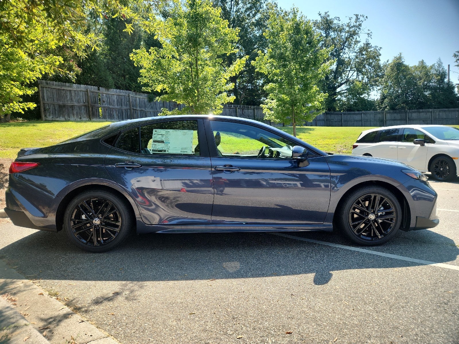 2026 Toyota Camry 4DR CVT HYB SE