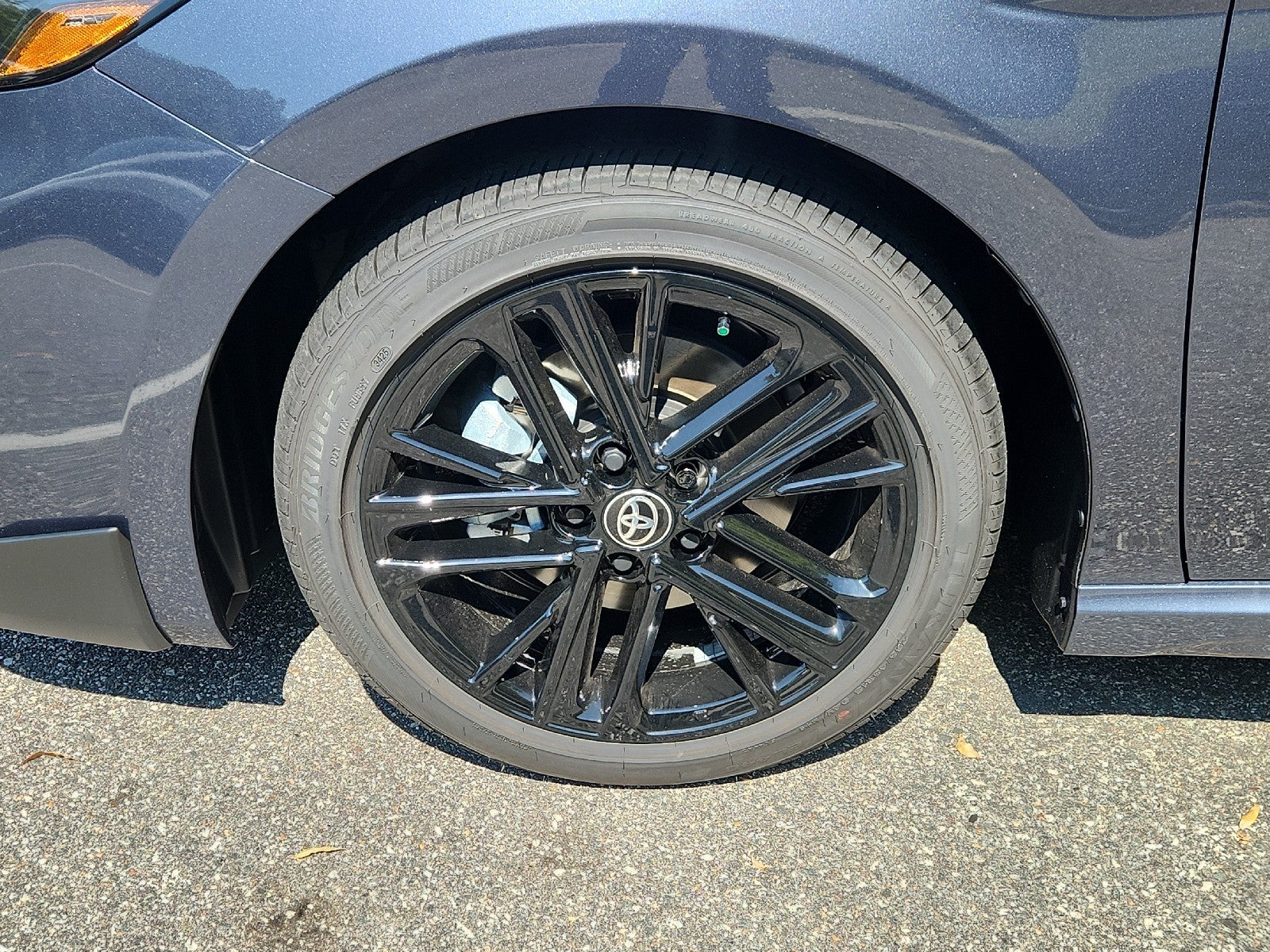 2026 Toyota Camry 4DR CVT HYB SE