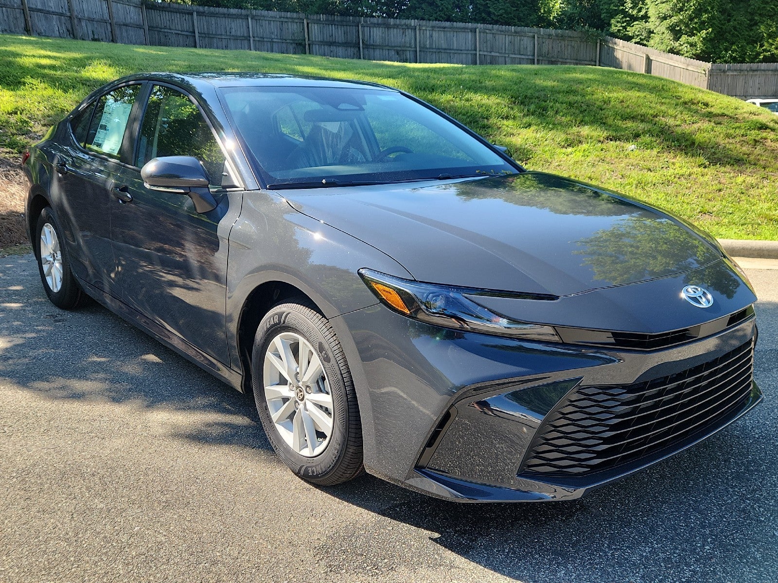 2026 Toyota Camry 4DR AWD HYB LE