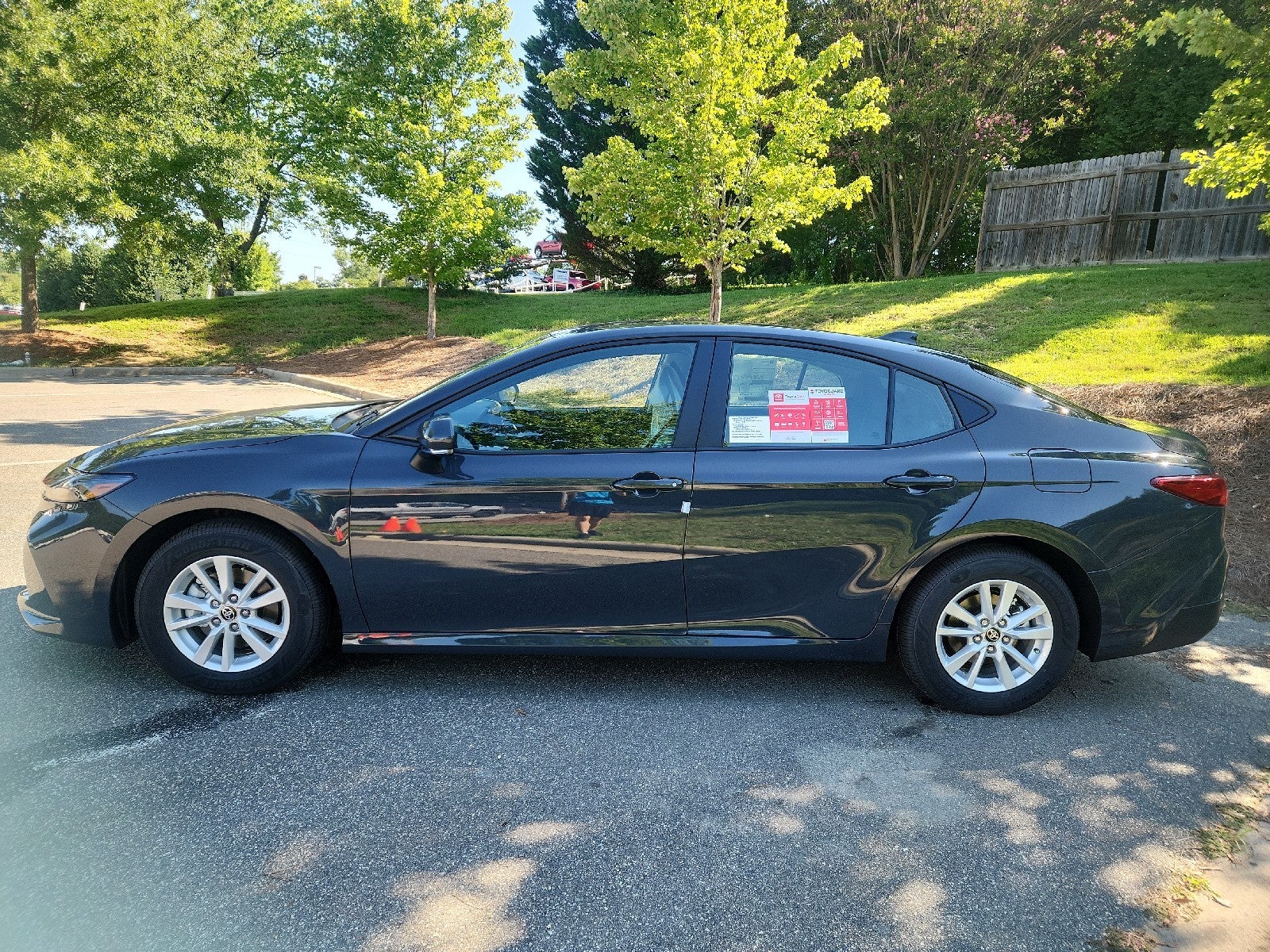 2026 Toyota Camry 4DR AWD HYB LE