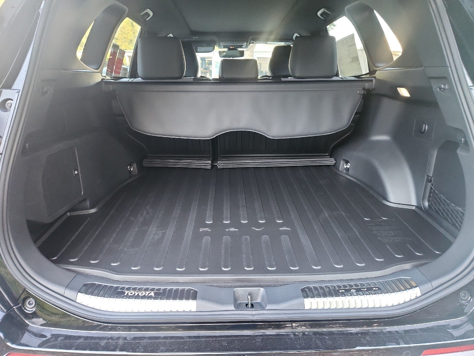2026 Toyota RAV4 XSE