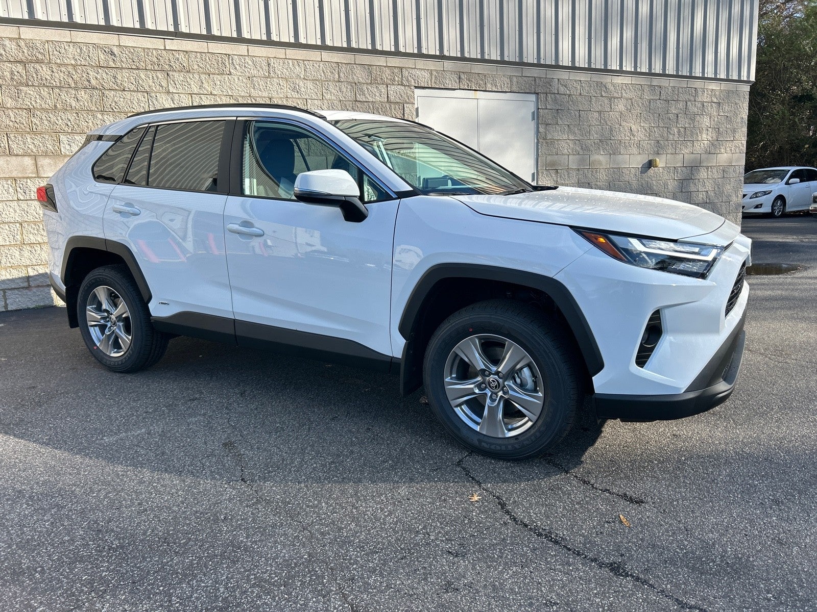 2025 Toyota RAV4 4DR AWD HYB XLE
