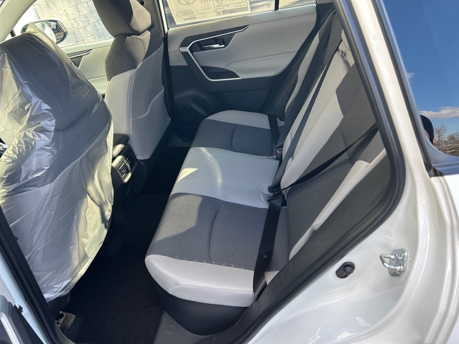 2025 Toyota RAV4 4DR AWD HYB XLE