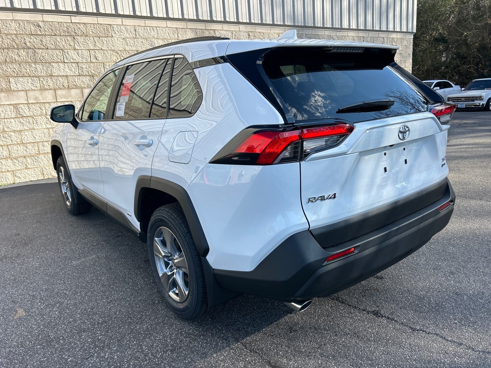 2025 Toyota RAV4 4DR AWD HYB XLE