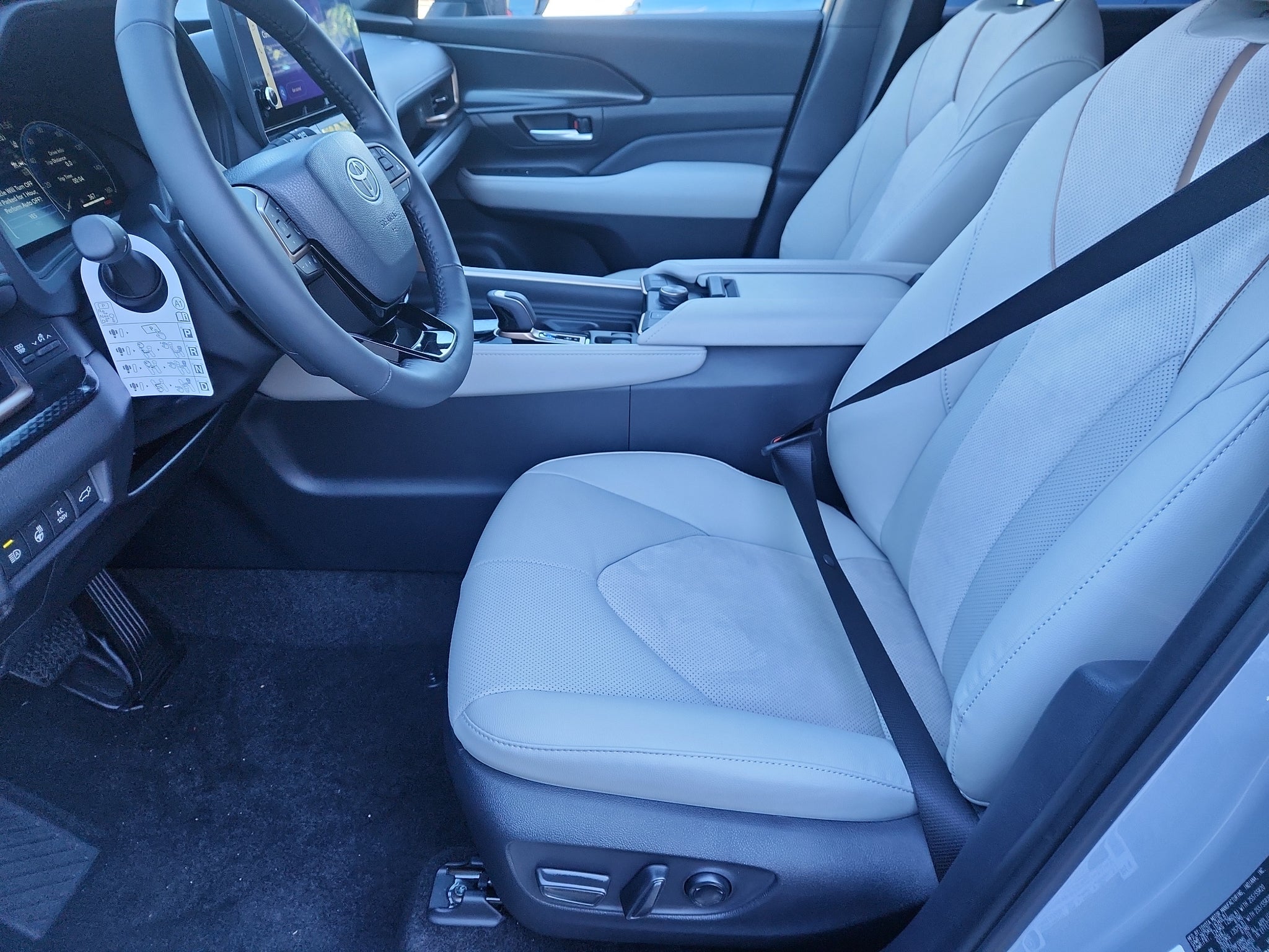 2026 Toyota Grand Highlander Hybrid Hybrid MAX Platinum